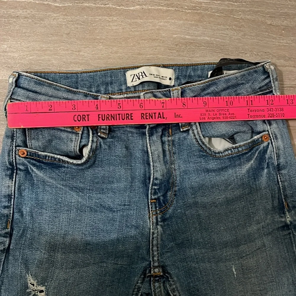 Zara Raw Hem The Skinny Ankle Distressed Jeans